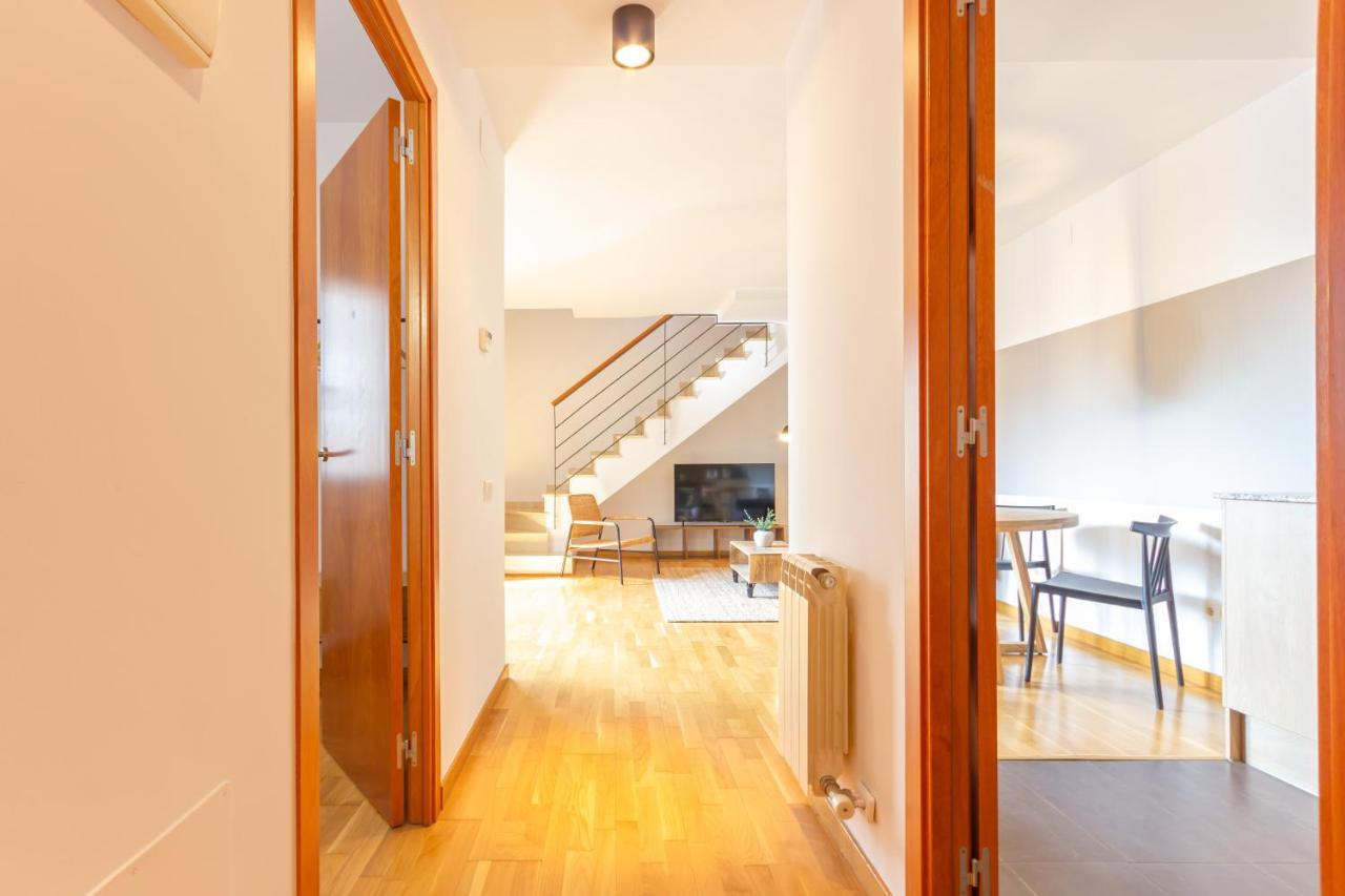 Elegante Duplex En Terrassa, Barcelona Daire Dış mekan fotoğraf