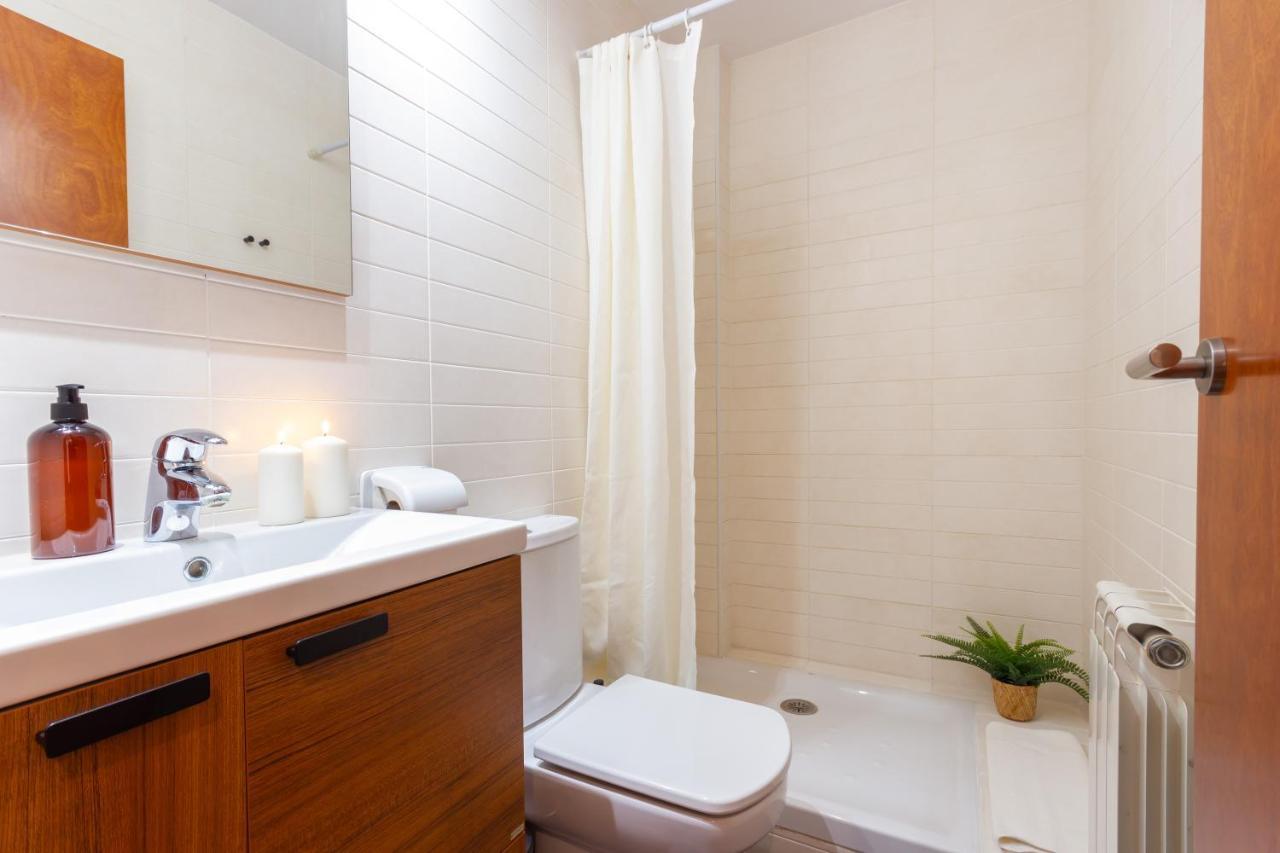 Elegante Duplex En Terrassa, Barcelona Daire Dış mekan fotoğraf