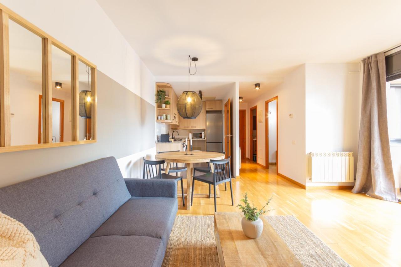 Elegante Duplex En Terrassa, Barcelona Daire Dış mekan fotoğraf